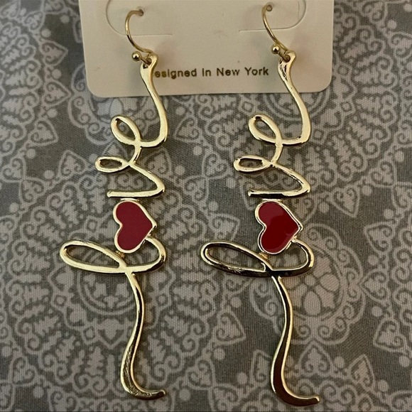 Love dangle hook back earrings gold tone and red enamel heart - Picture 2 of 3